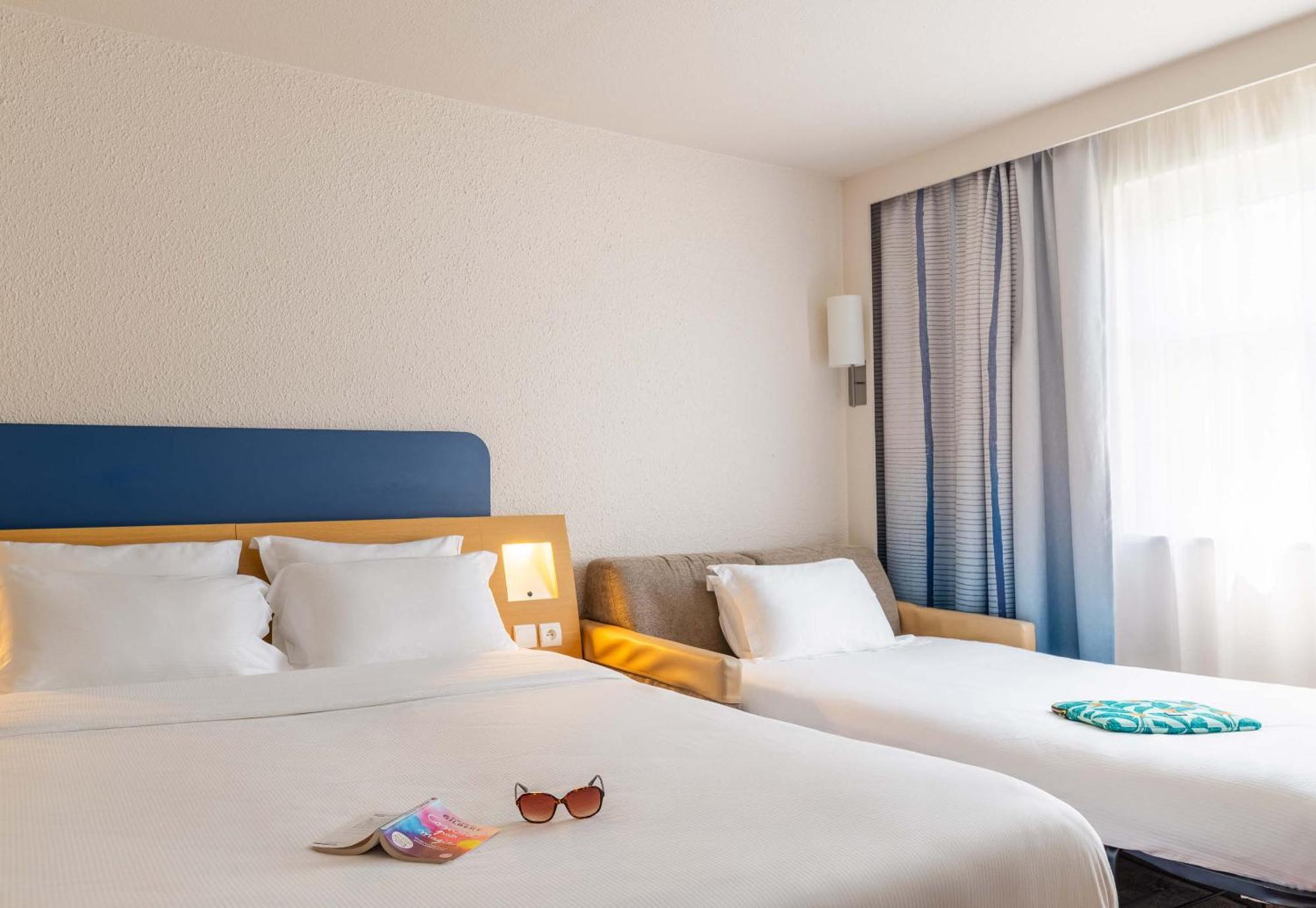 B&B Hotel Lyon Nord 4 Etoiles Dardilly Rom bilde