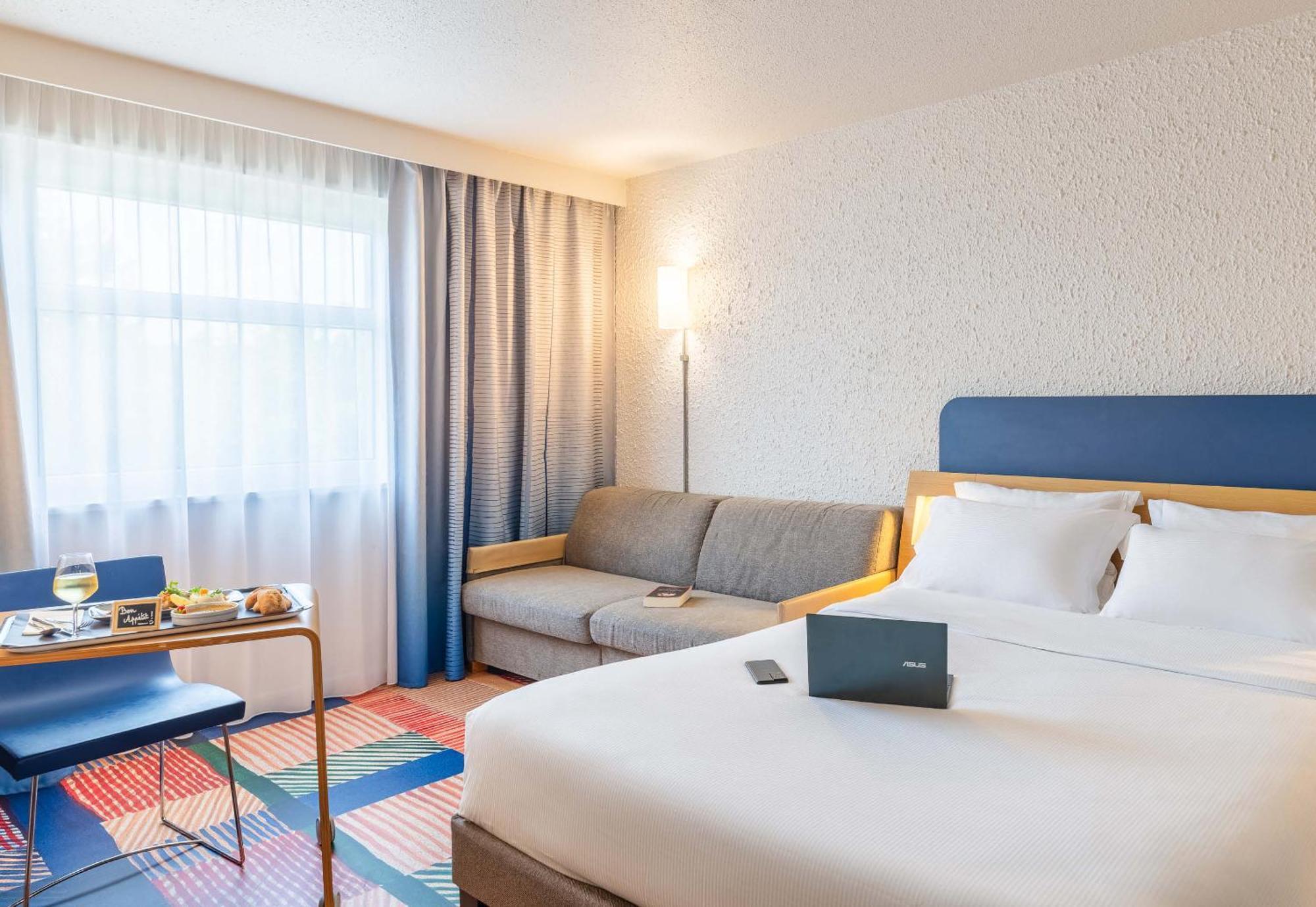 B&B Hotel Lyon Nord 4 Etoiles Dardilly Rom bilde