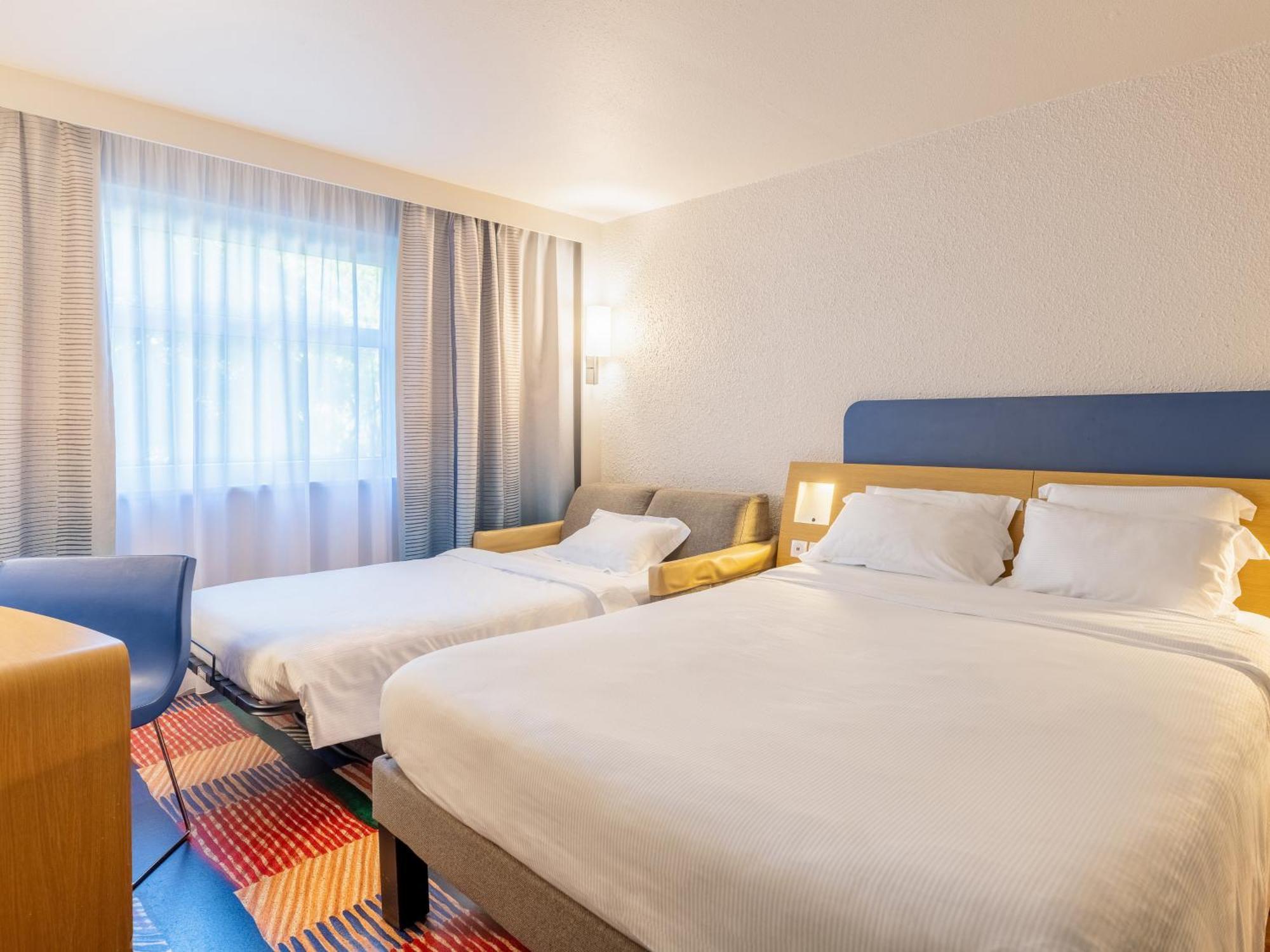 B&B Hotel Lyon Nord 4 Etoiles Dardilly Rom bilde